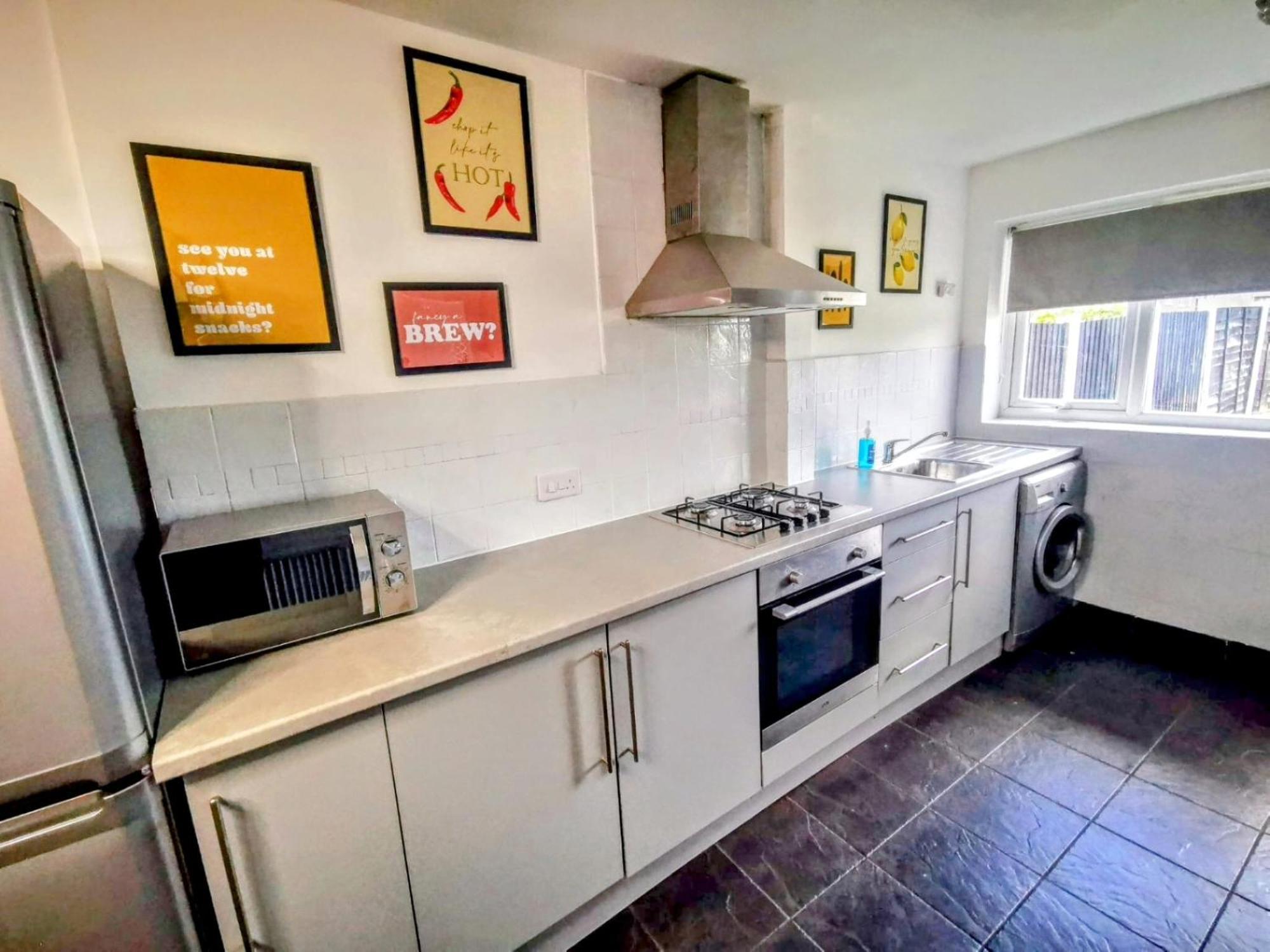 No 7 - Bright, Spacious 3 Bed Home With Parking & Wifi ハイトン エクステリア 写真