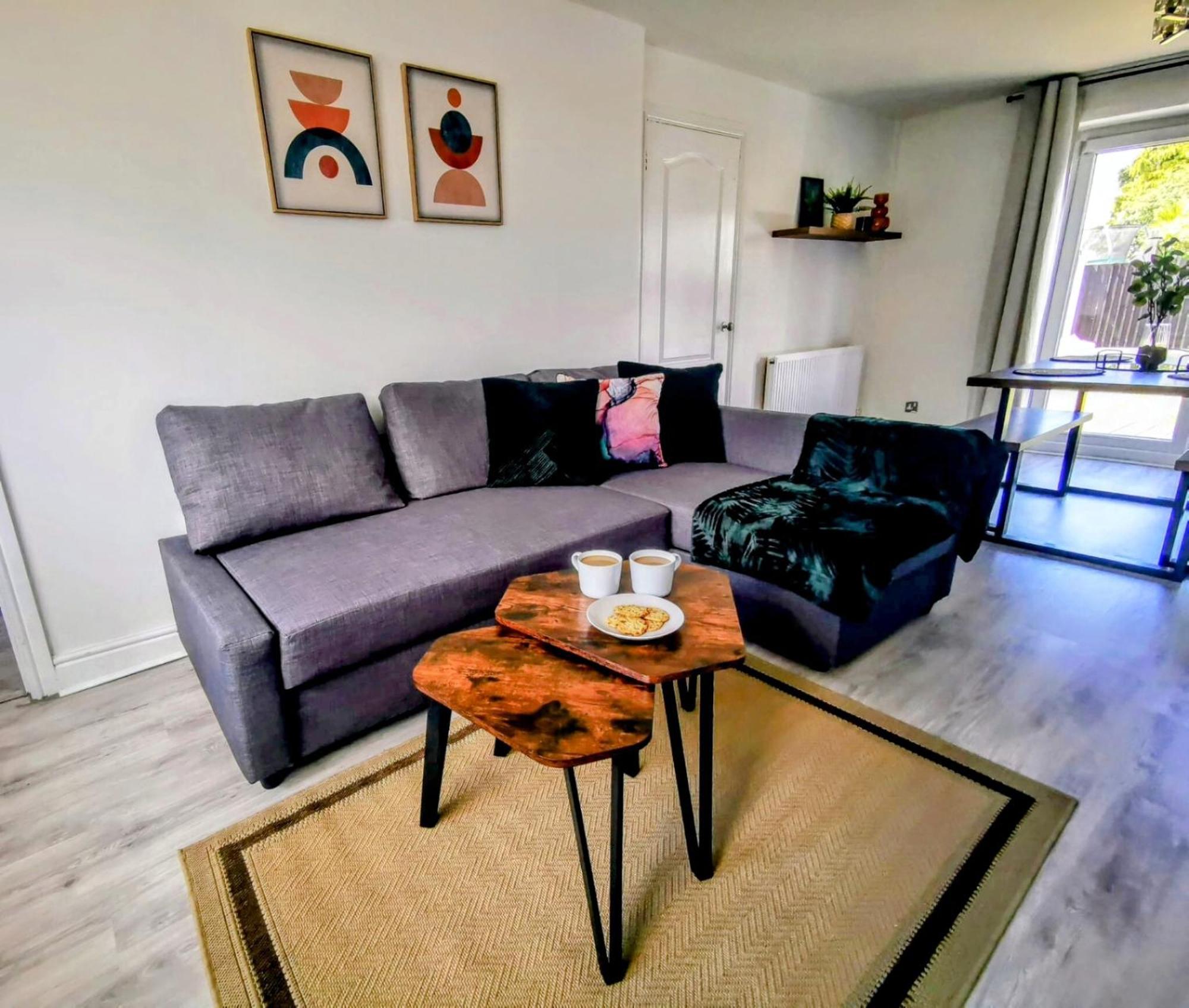 No 7 - Bright, Spacious 3 Bed Home With Parking & Wifi ハイトン エクステリア 写真